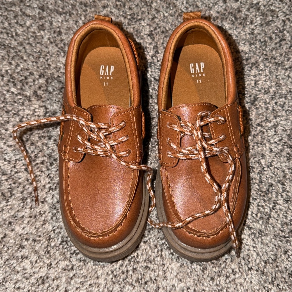 GAP Tan Leather Boat Shoes for kids